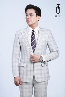 Vest Trắng Caro Đen